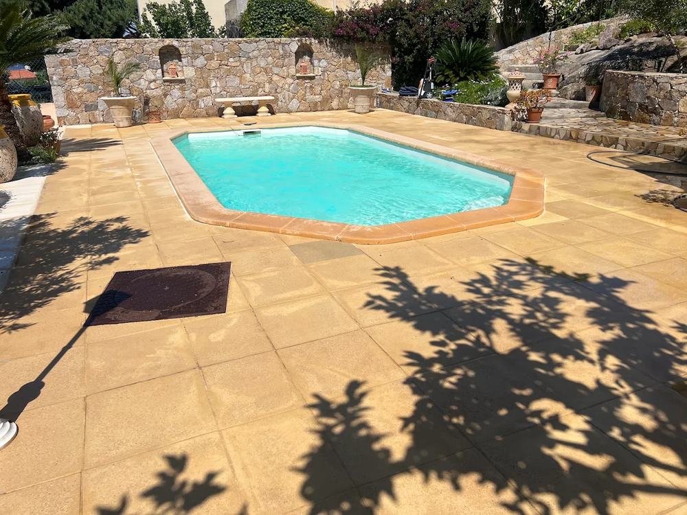 Terrasse dallée nettoyée, après